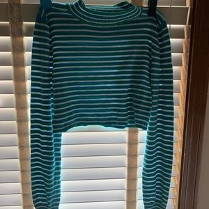 Long sleeve striped cropped shirt